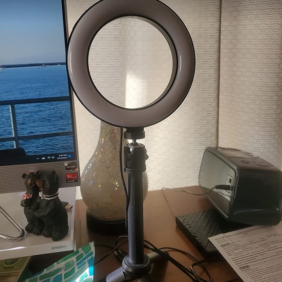 12” Ring Lights Universal LED Selfie Ring Studio Light w/ Shutter - Picture 4 of 4